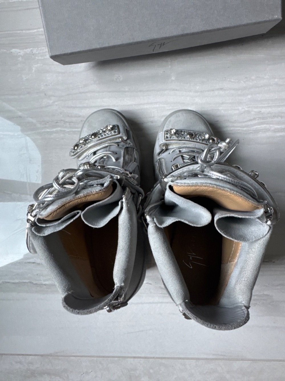 Giuseppe Zanotti for Jennifer Lopez - Picture 4 of 8